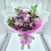 Two Tone Roses Bouquet