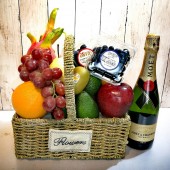 Bubbles Moet Chondon Champagne and Fruit